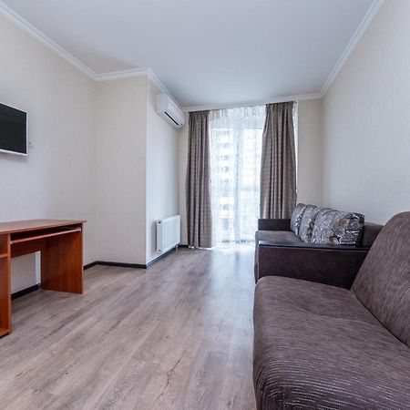 דירות קייב Flatrent Drahomanova 2A מראה חיצוני תמונה