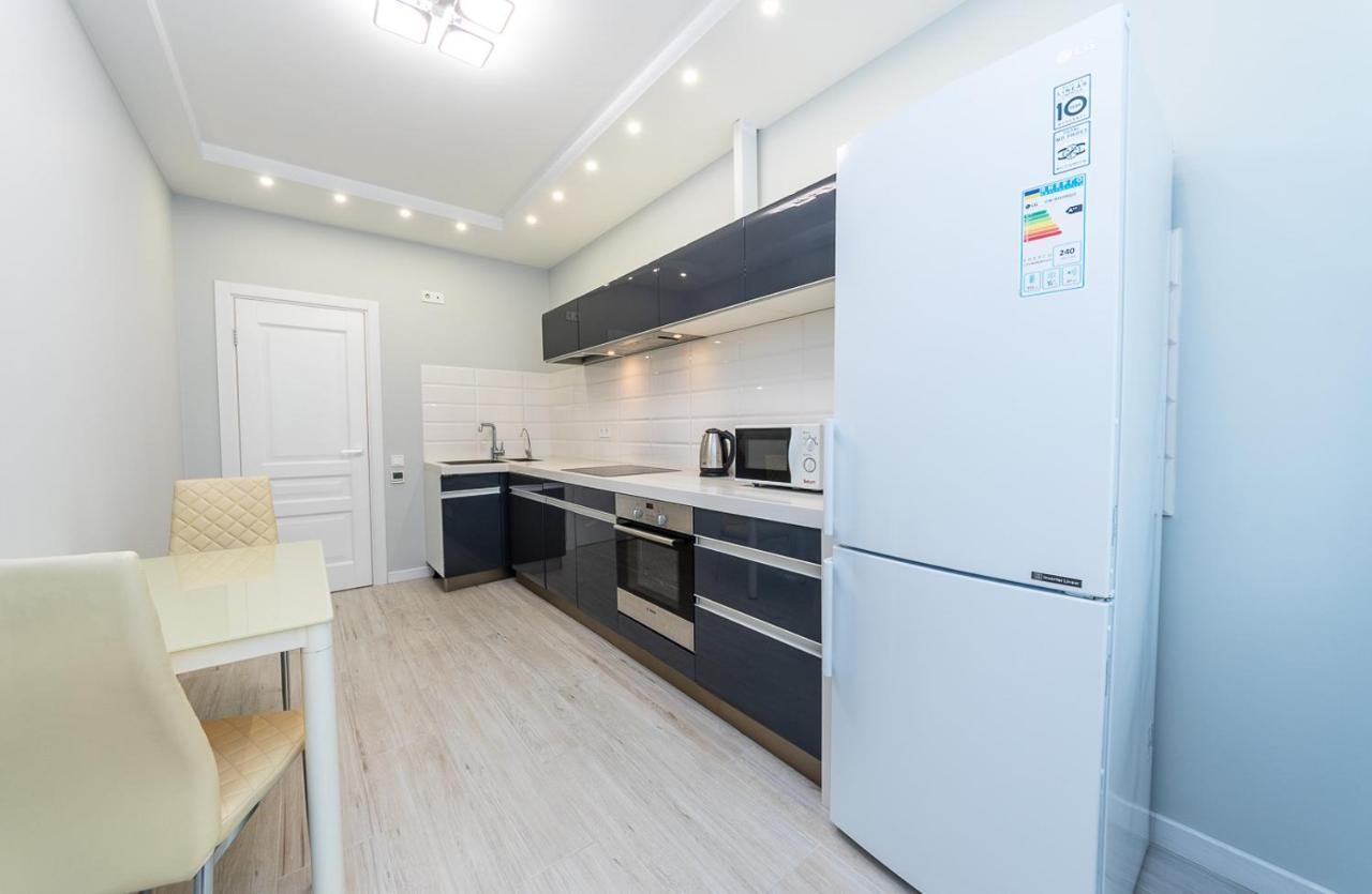 דירות קייב Flatrent Drahomanova 2A מראה חיצוני תמונה