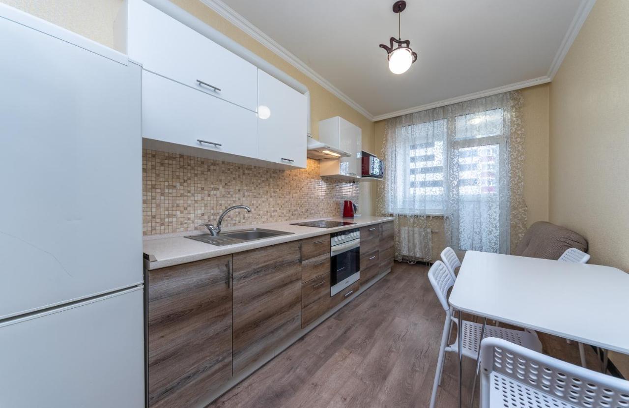 דירות קייב Flatrent Drahomanova 2A מראה חיצוני תמונה