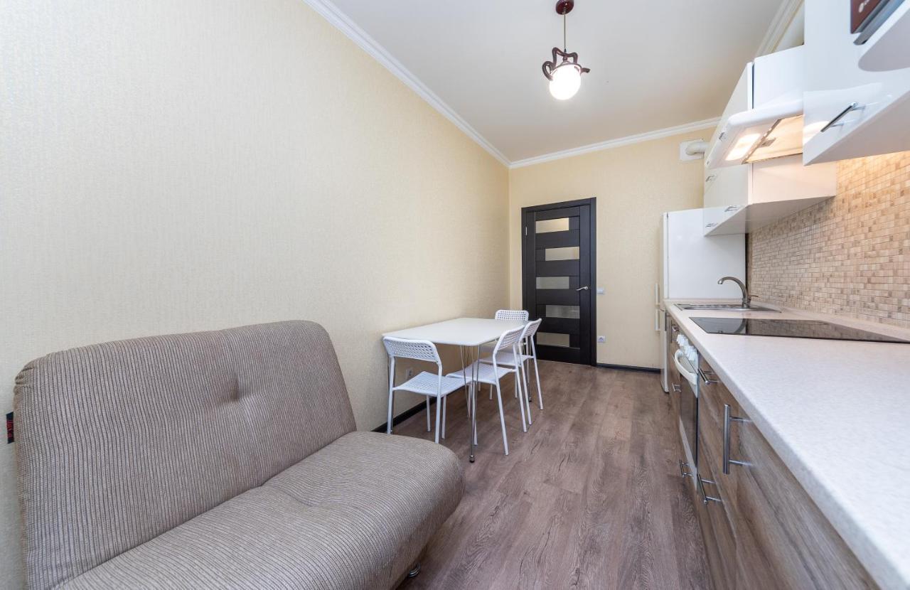 דירות קייב Flatrent Drahomanova 2A מראה חיצוני תמונה