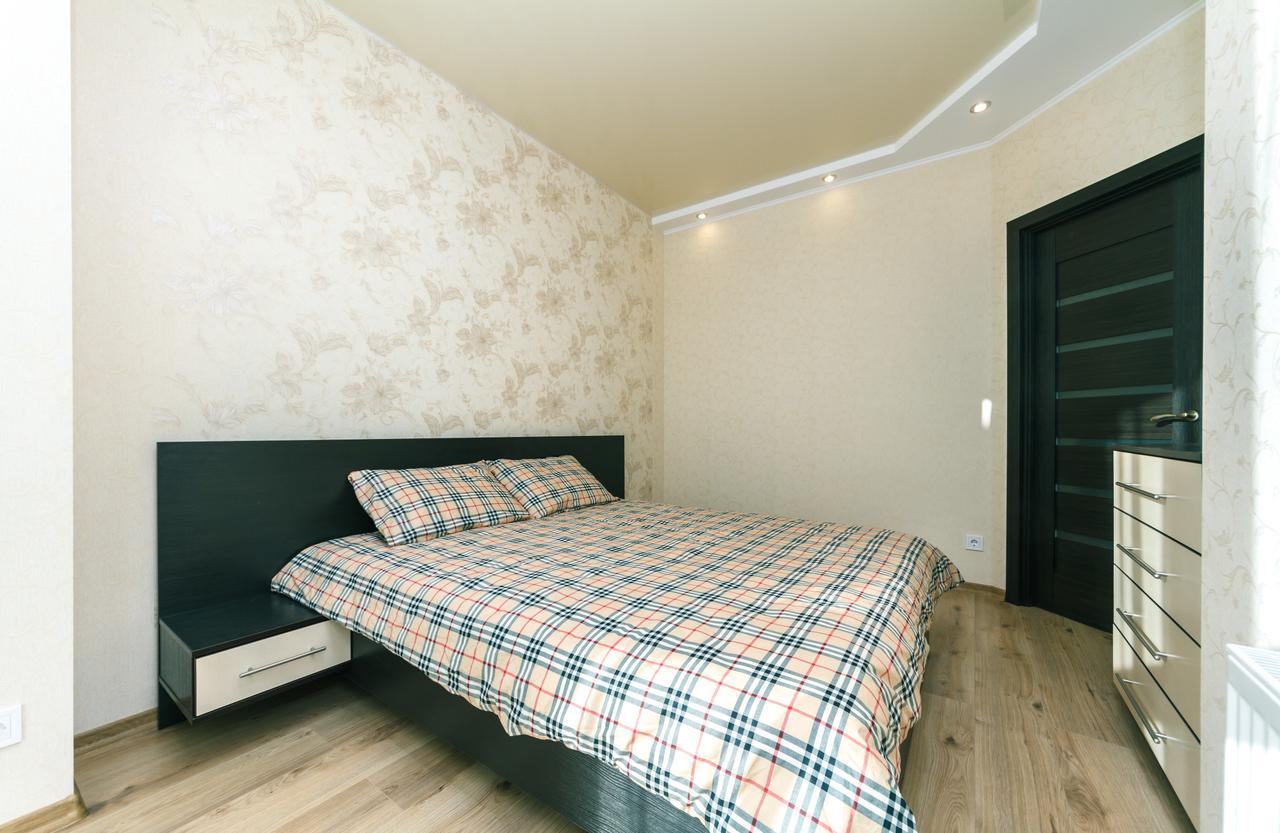 דירות קייב Flatrent Drahomanova 2A מראה חיצוני תמונה
