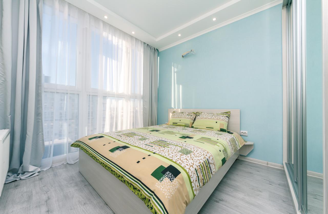 דירות קייב Flatrent Drahomanova 2A מראה חיצוני תמונה