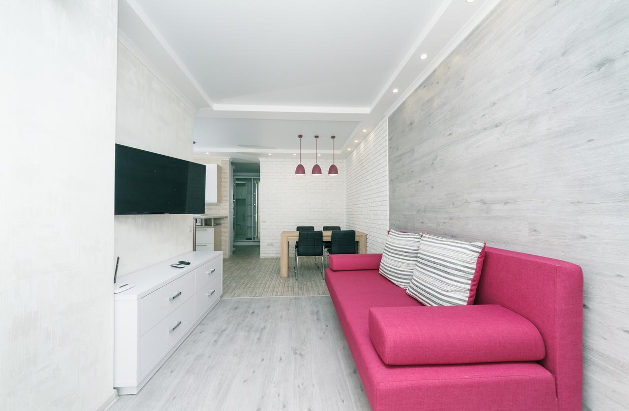 דירות קייב Flatrent Drahomanova 2A מראה חיצוני תמונה