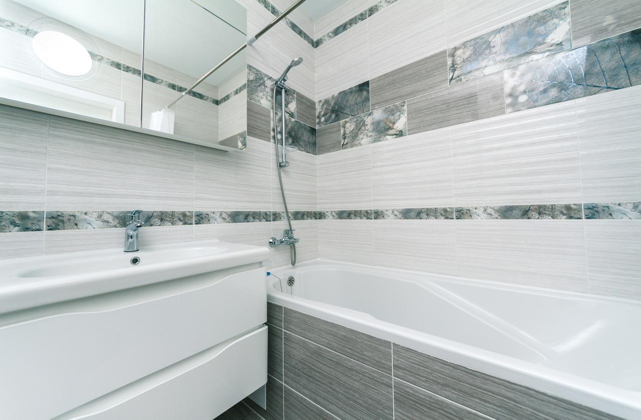 דירות קייב Flatrent Drahomanova 2A מראה חיצוני תמונה