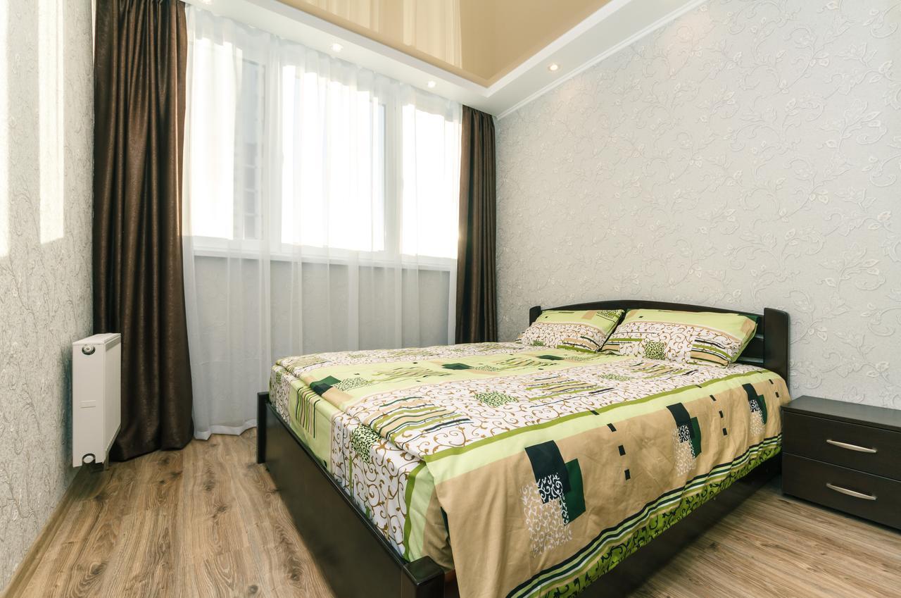 דירות קייב Flatrent Drahomanova 2A מראה חיצוני תמונה