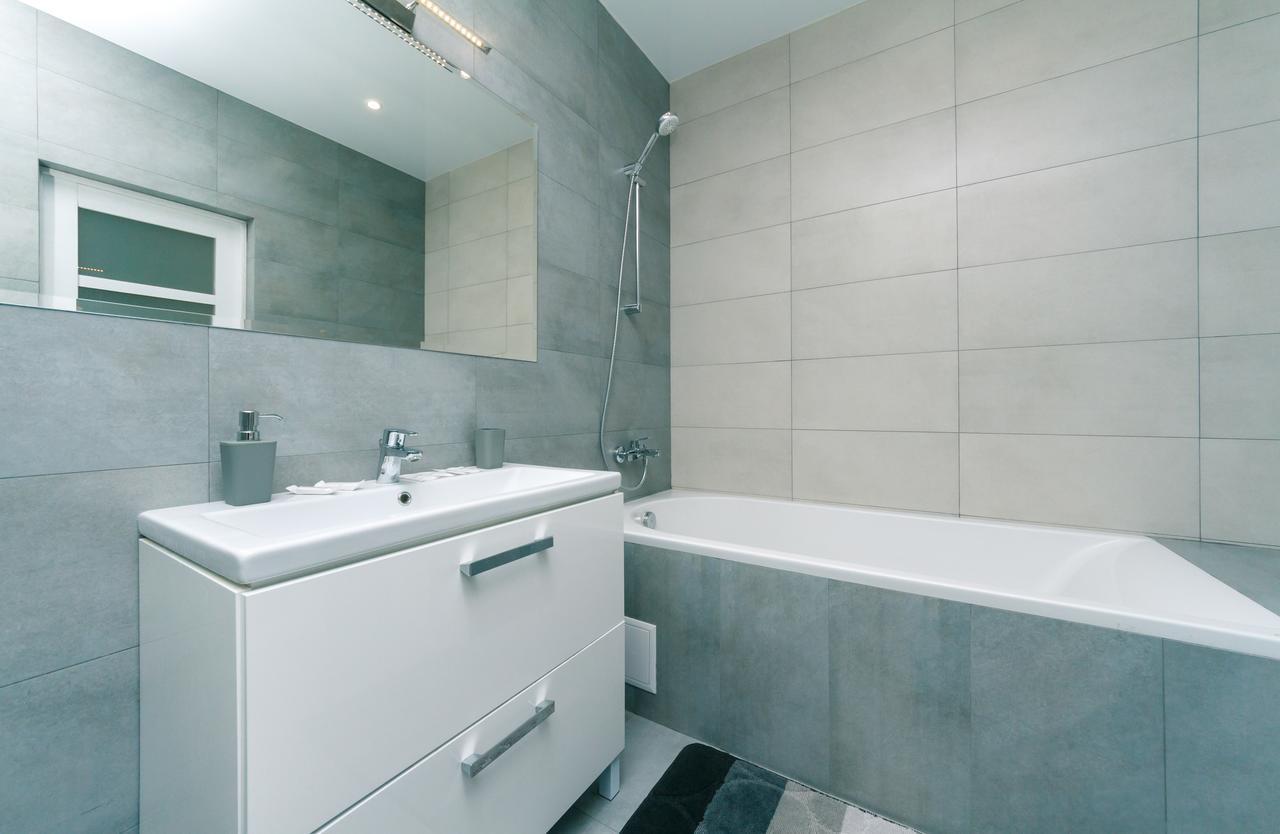 דירות קייב Flatrent Drahomanova 2A מראה חיצוני תמונה
